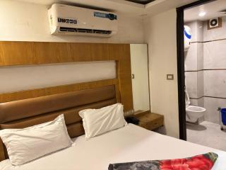 Hotel Perfect Istay walking connaught place & Metro station - 2