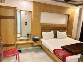 Hotel Perfect Istay walking connaught place & Metro station - 1