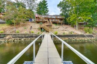 Families Welcome! Lake Ozark Getaway with Boat Slip - 0