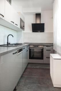 Green Palm Apartment - 3