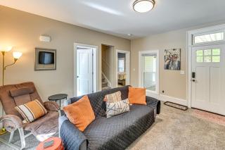 6 Mi to Notre Dame Family Retreat with Deck and Yard - 6