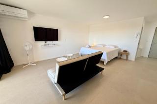 Studio Vairagi City brand new in the center of Papeete WiFi -Netflix -AC - 1