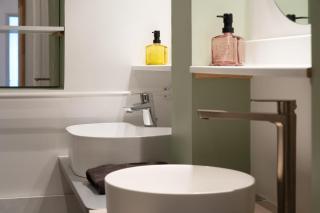 Mondon 3 arcades 3 rooms 2 showers - 2