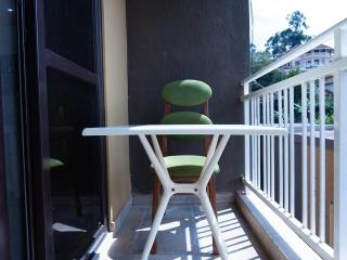 Star Haven 1BR Flat in Kololo - 2