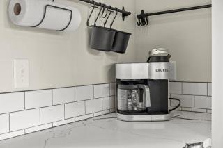 Luxury Hot-Tub WiFi - A Red River Barnhouse - 1