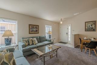 642 Palm Paradise - 1