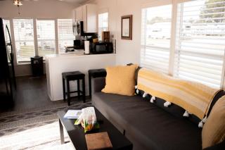 Peaceful Pondside Stay - 1