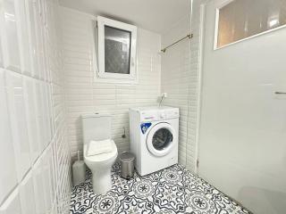 Athenian Cosy Getaway 2 - 9