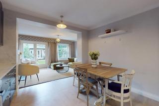 Spacious 2-Bed House Near Shepherds Bush Tube - 5