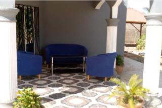 4 Bed House Sleeps 8 - Garden and Pets Welcome - 7