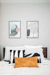 Modern & Spacious Stay by Northwestern Hospital Bronzeville - 8