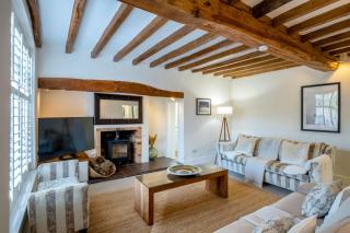 Dovecote Farmhouse - 5