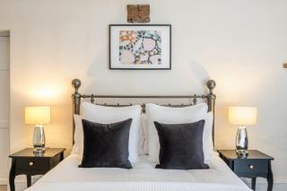 Dovecote Farmhouse - 6