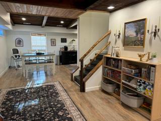 Balcony-BBQ-Firepit-FENCE-King-Full kitchen-Pets - 2