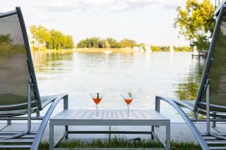 Lakefront Luxury Home in Texas Hill Country With scenic views and loaded with amenities - 8