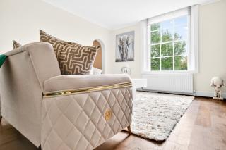 Modern London Apartment in Millennium Quay Walk to Cutty Sark DLR & 02 Arena Excellent Transport Links - 1