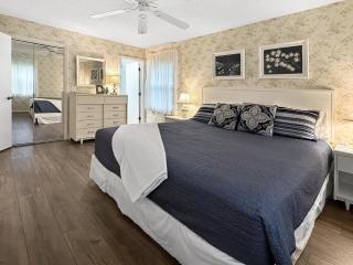 Firepit, Bbq, 30 Min Ft Bragg, Smarttv, King,pets - 6