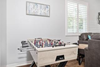 Family Fun House - 0