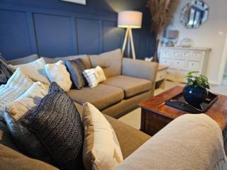 Spacious 3-Storey Home from Home in Hetton le Hole - 9