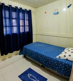 Charming house with large backyard - 6