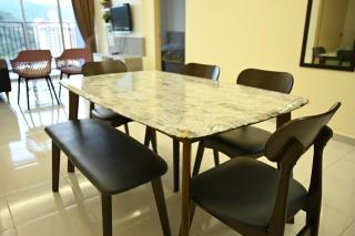 Emerald Avenue Apartment Madam Ng. - 8