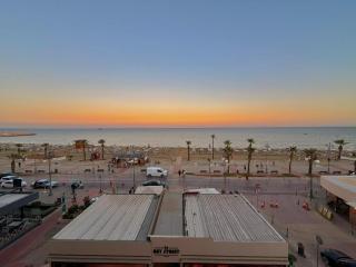 Golden Nest by the Sea - 1