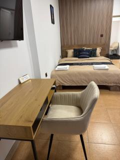 River Garden House - 0