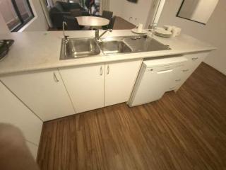 Dalyellup accommodation Rear Unit Close to Cafés and Shops - 2