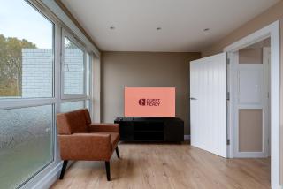 GuestReady - Charming 3-Bedroom London Retreat - 4