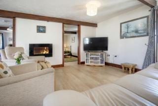 Pillhead Cart Linhay - 9