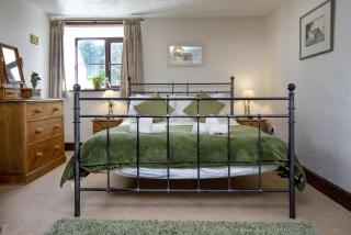 Pillhead Cart Linhay - 7