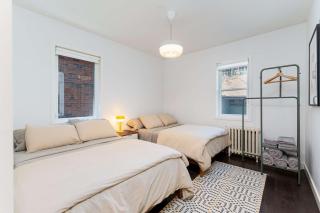 Modern 2BR House, Cozy, Family-Friendly & Central - 1