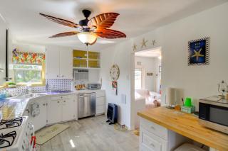 Canal-Front Home with Deck 6 Mi to Rockport Beach - 2