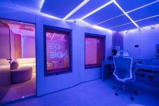 Indie Universe Creative Hotel - 7