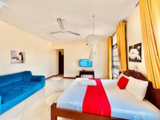 Elna's Nyali - Work & Unwind - Pool, Sea Views, AC & Fast Wi-Fi - 4
