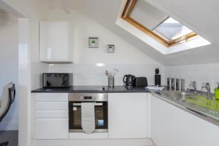 Air Maison - Coastal Charm D - Southsea Retreat - 8