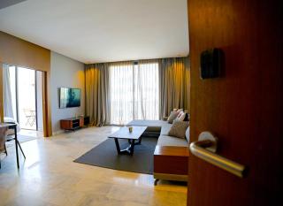 Cedar Stays Appartement 1 chambre salon, parking, climatisation, Wifi, balcon - 0