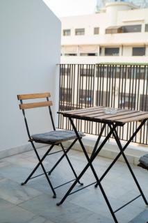Cedar Stays Appartement 1 chambre salon, parking, climatisation, Wifi, balcon - 7
