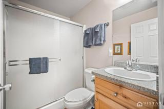 The Kool Kabin with Chill Deck, Fire Pit and BBQ Grill - 3