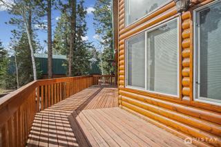 The Kool Kabin with Chill Deck, Fire Pit and BBQ Grill - 1