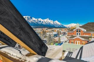 LUXUS 4BR Penthouse 2500sqft with Private Hot Tub - 6