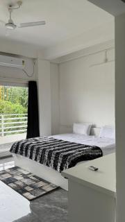 Madhabi Homestay - 8