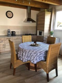 Gîte L'Exotique au calme, terrasse & jardin, Cusset - 8