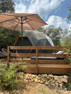 Spa Les Jardins De Chiron Lodges et Tiny House dans le sud - 9