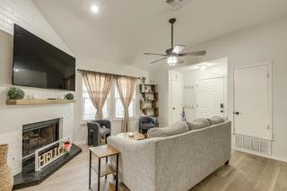 Home Near Kalahari and Dell Diamond in Round Rock! - 5