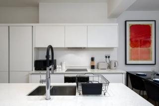 GuestReady - Modern Urban Retreat in Camden - 1