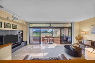 Kaanapali Royal C202 · KRL C202 2BD on Kaanapali Golf Course w P - 2