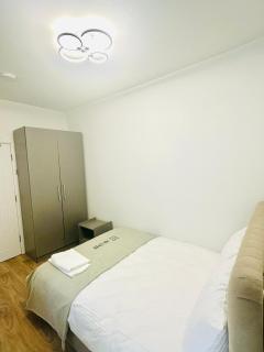 Avon Stone Apartments - 9