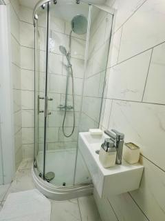 Avon Stone Apartments - 7