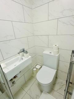 Avon Stone Apartments - 5